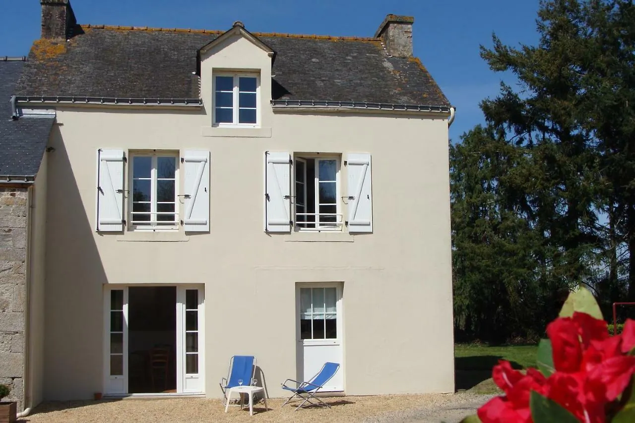 Holiday home Gite Du Guinquis Villa Noyal-Pontivy